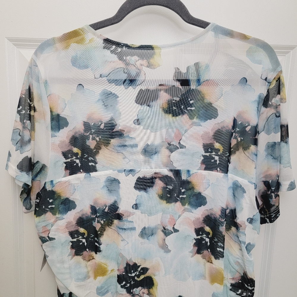 TORRID Stretch Floral Mesh Crew Neck Ruched Top Blouse - Picture 9 of 11